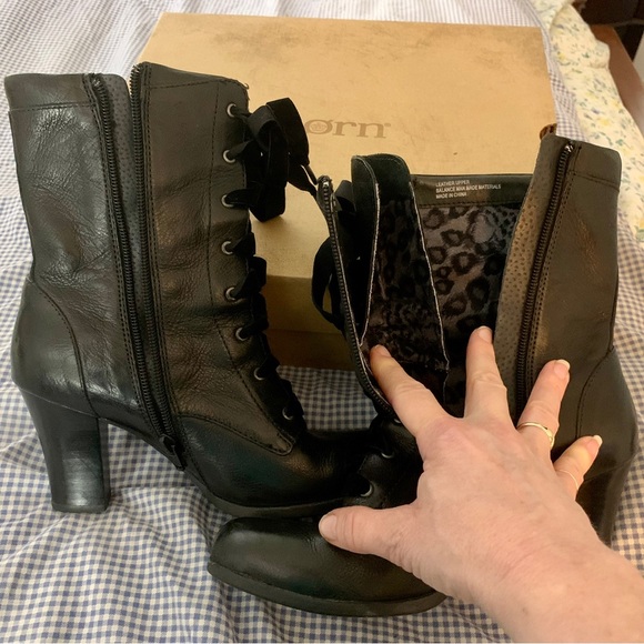 Born “Fleming” LaceUp 2.5” Block Heel Women’s Leather Boots 6.5M - Picture 8 of 16